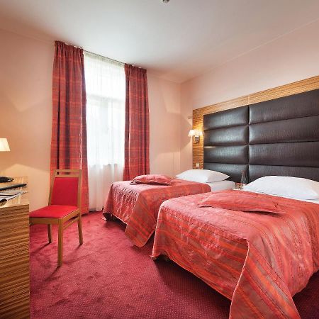 EA Hotel Sonata Praga Esterno foto