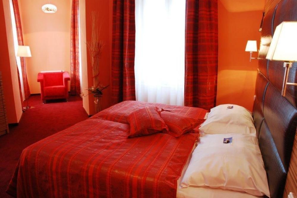 EA Hotel Sonata Praga Esterno foto