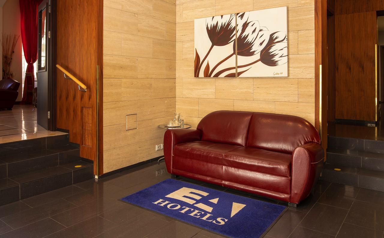 EA Hotel Sonata Praga Esterno foto