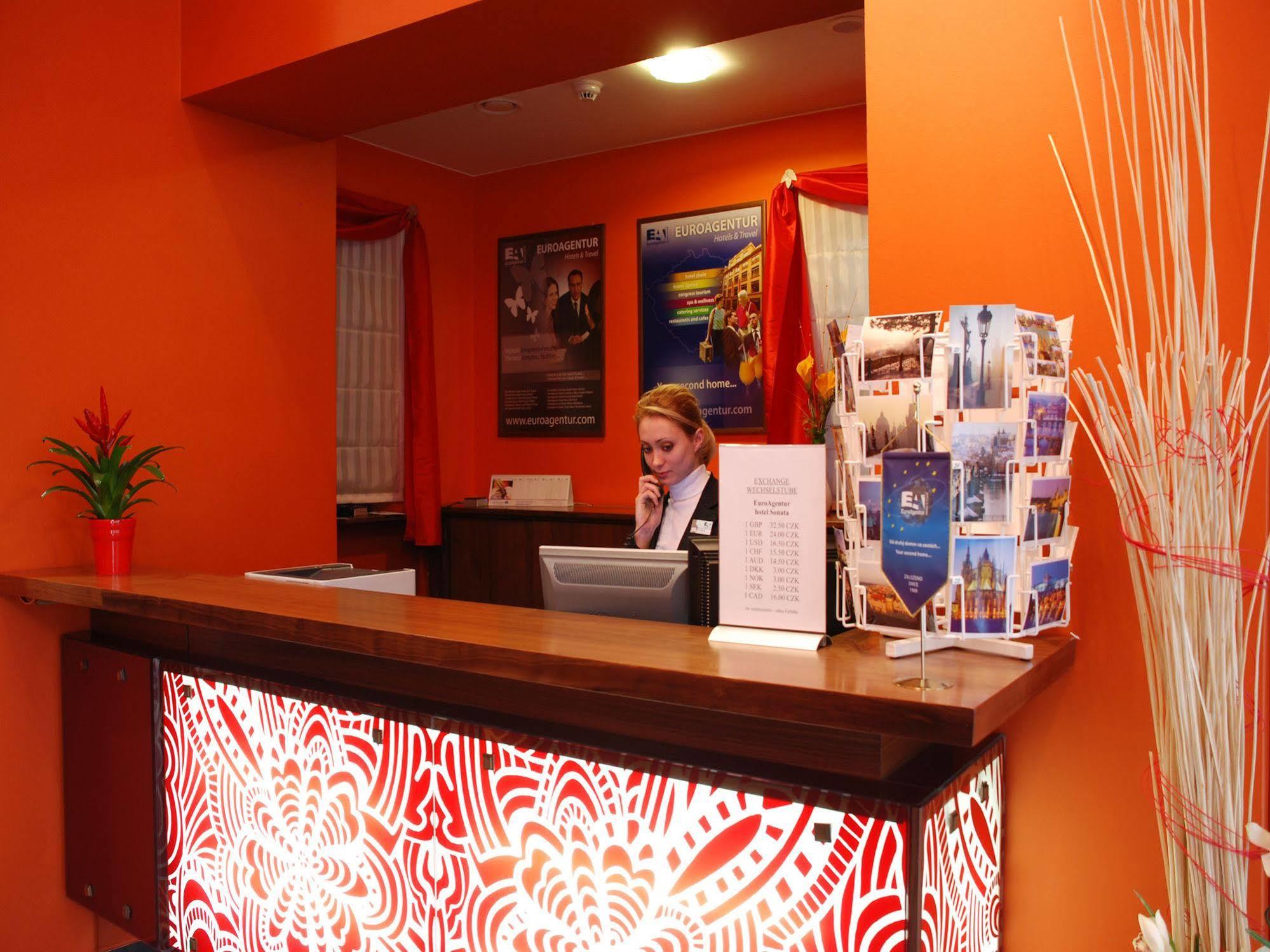 EA Hotel Sonata Praga Esterno foto